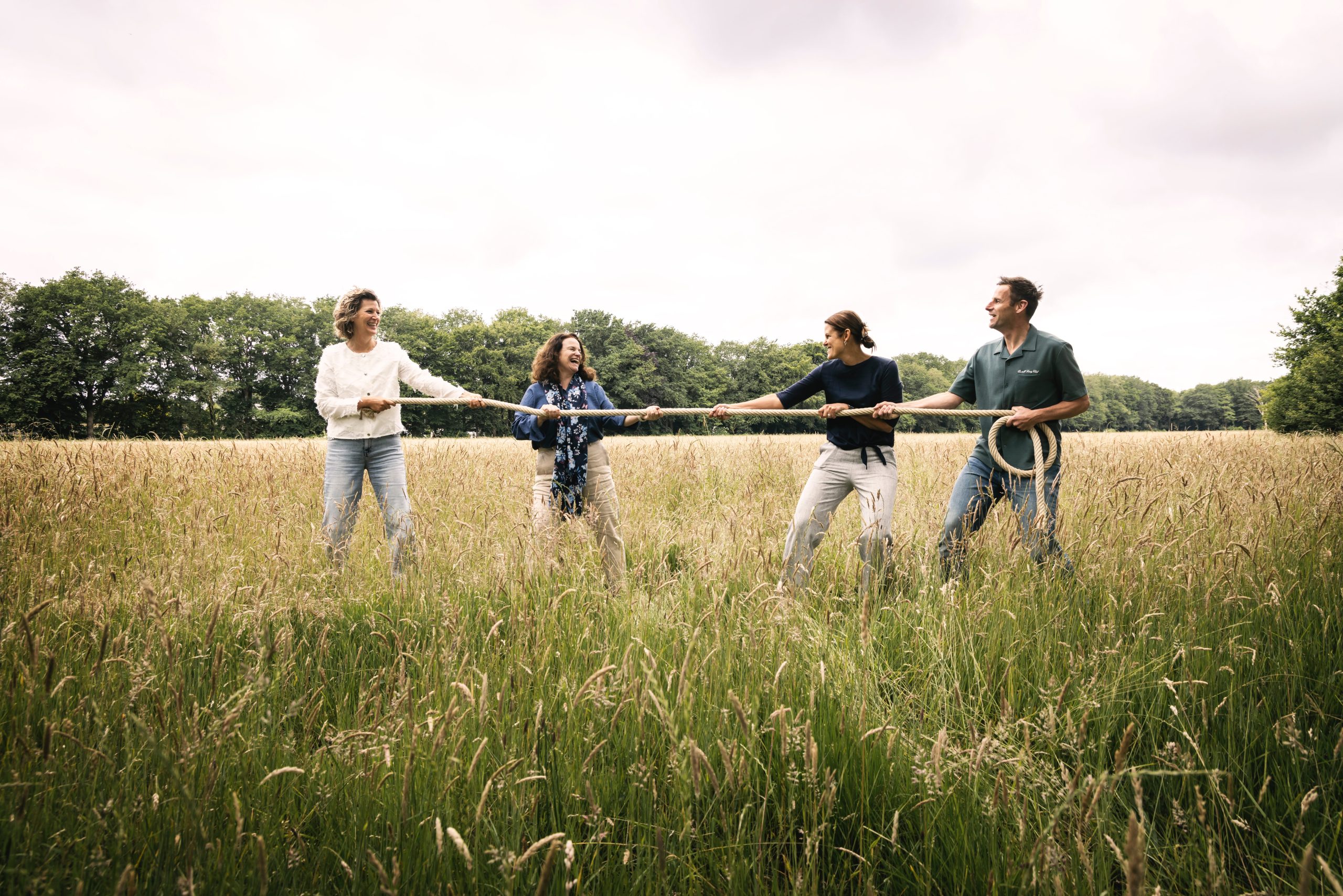 Foto team Leitsager aan het touwtrekken (1)